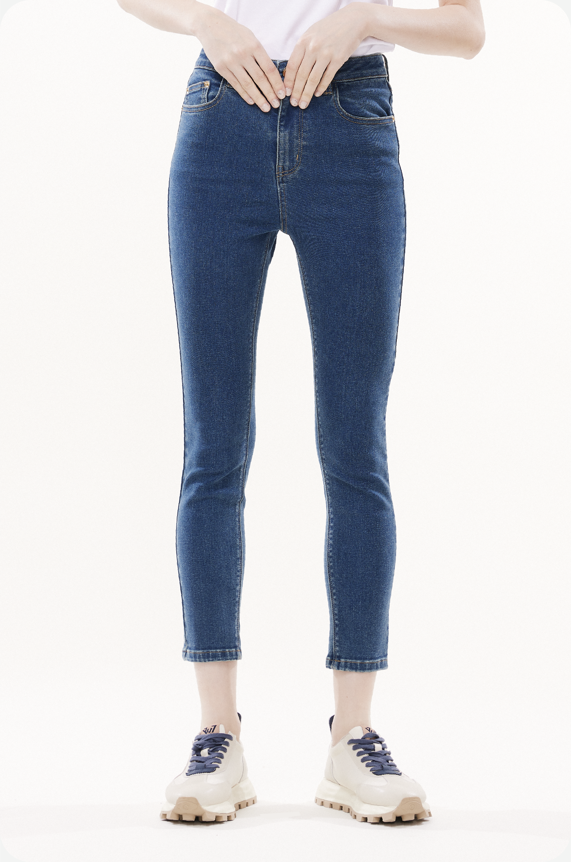 Vintage Minimalist Stretch Skinny Jeans