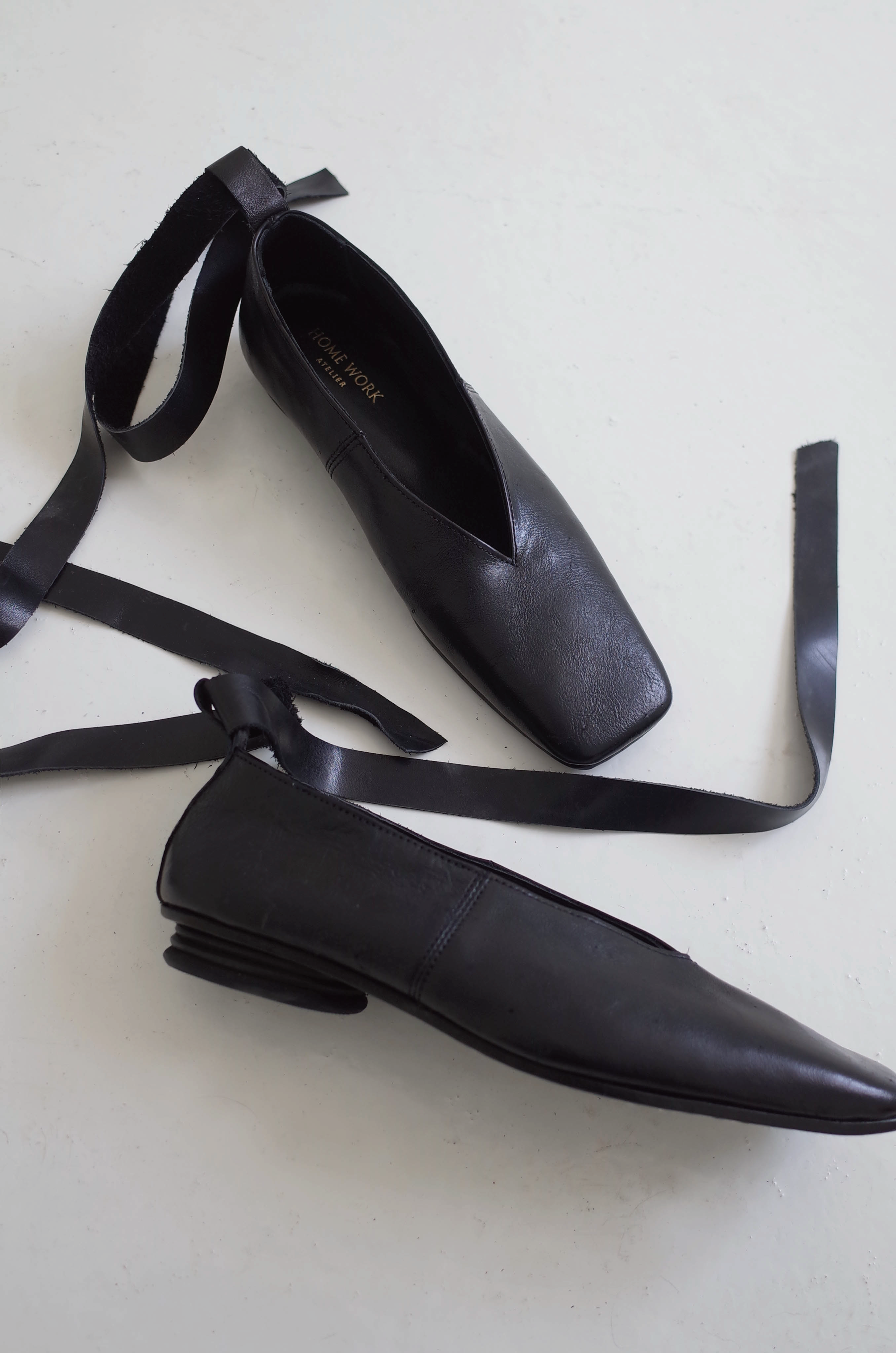 【在庫ある限り：サイズ38,39残り1点,50%OFF】Craftsman Made Leather100% Flats Black