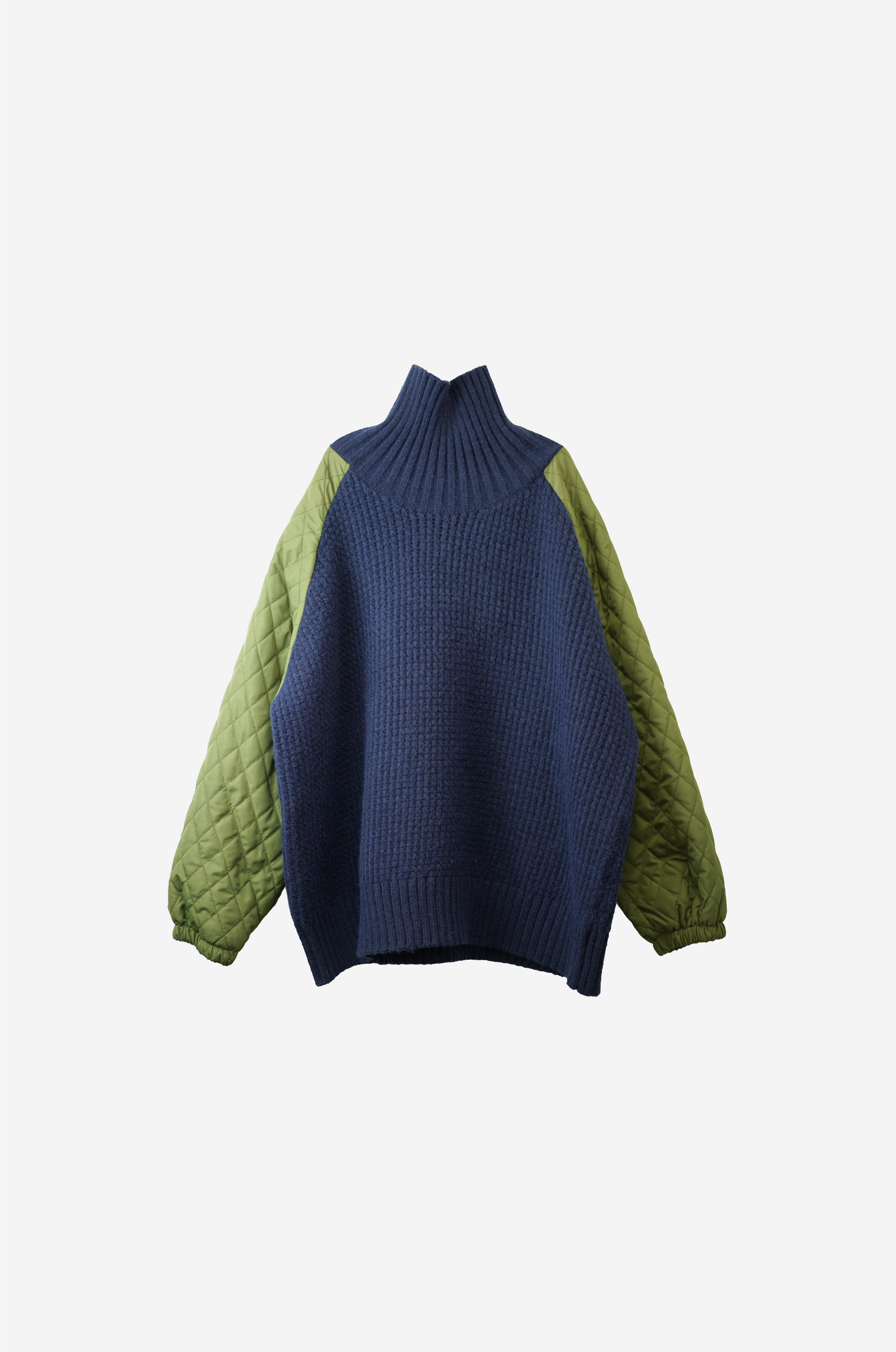 Quilted High-neck Knit