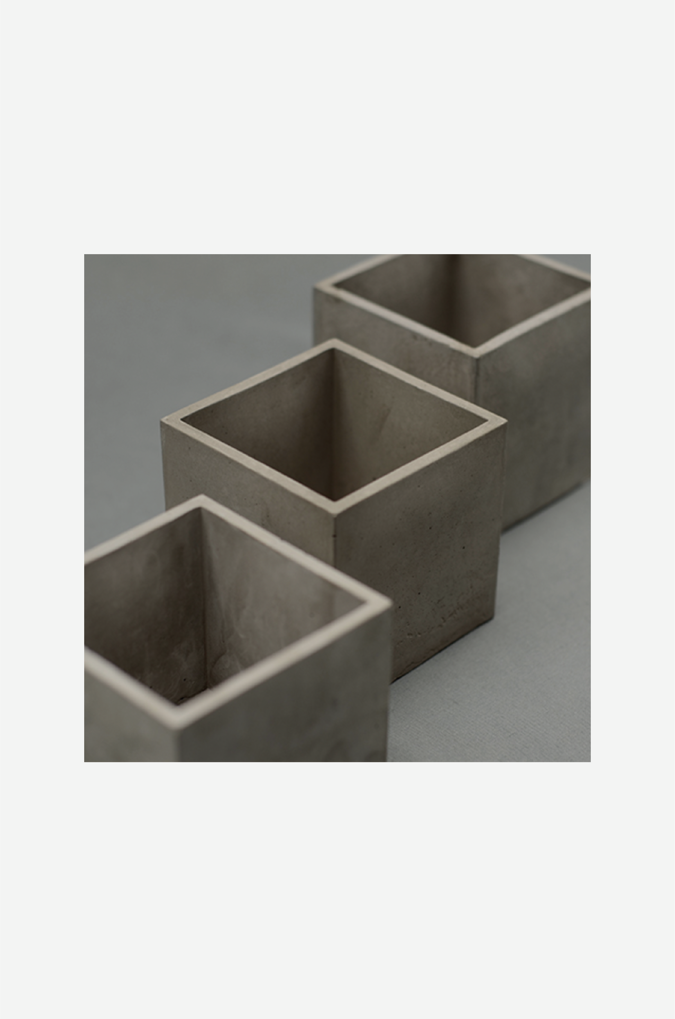 Inorganic Square Multi Box