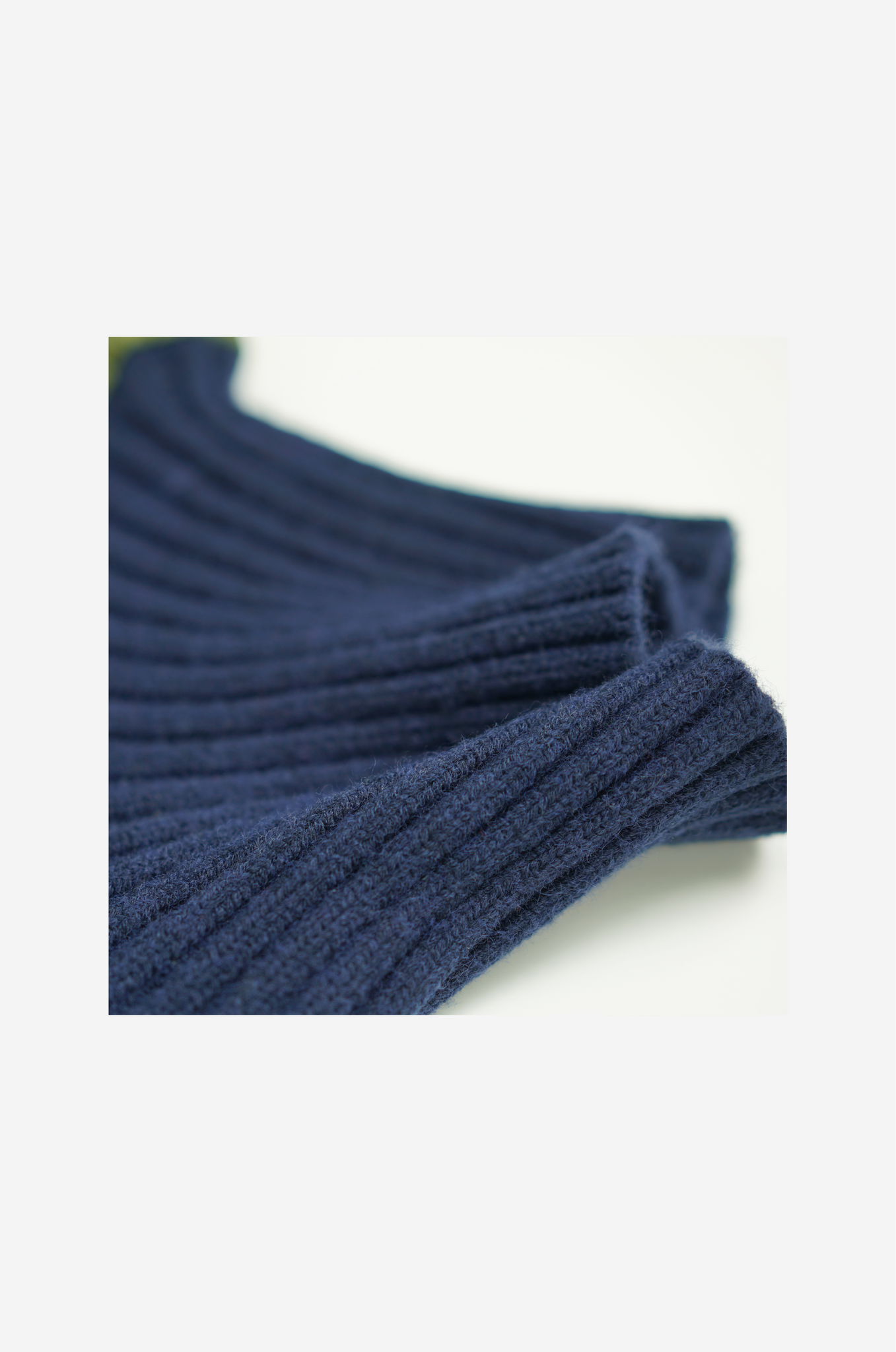 Quilted High-neck Knit