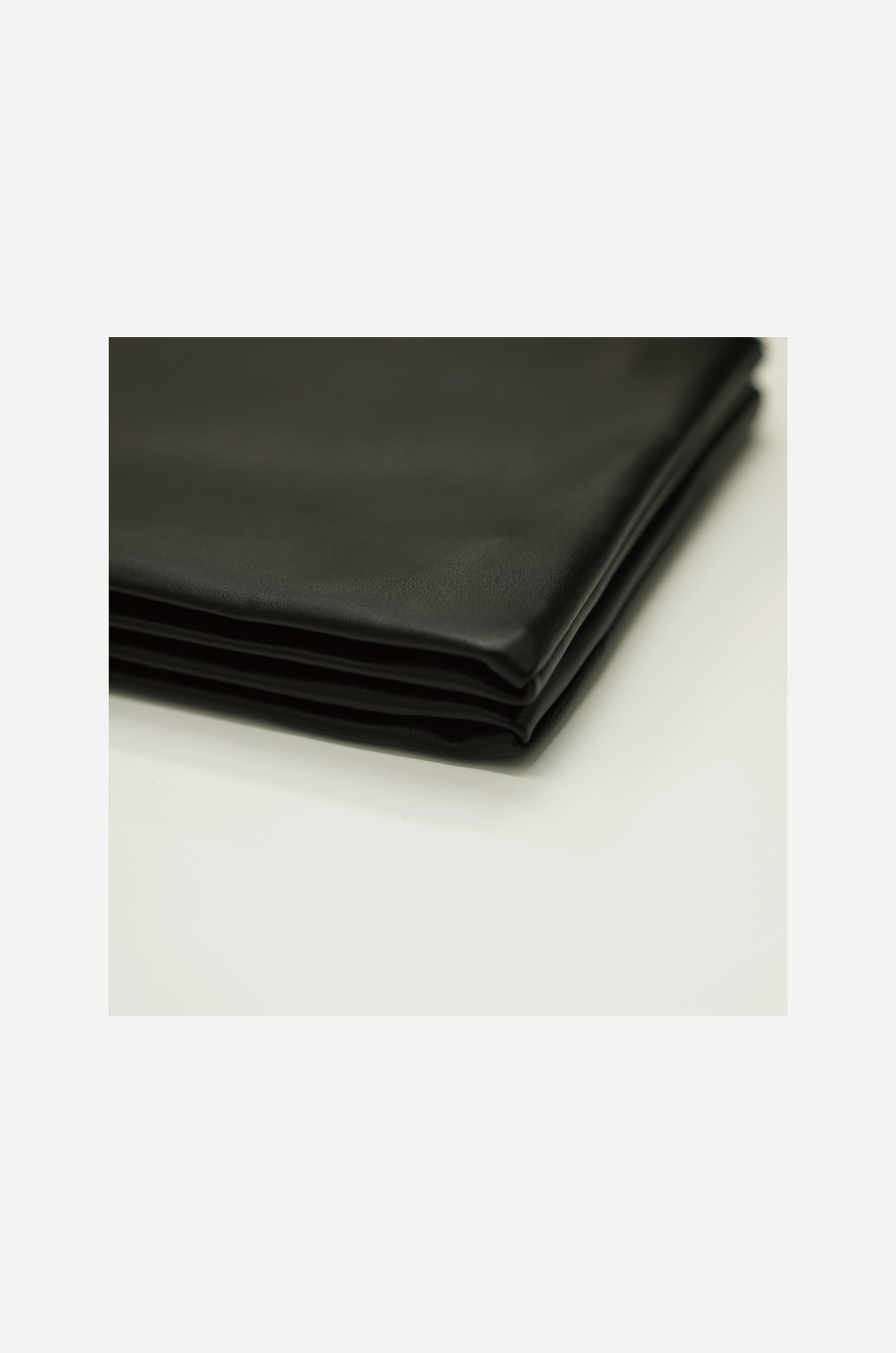 Simple Slim Shoulder Bag - S002