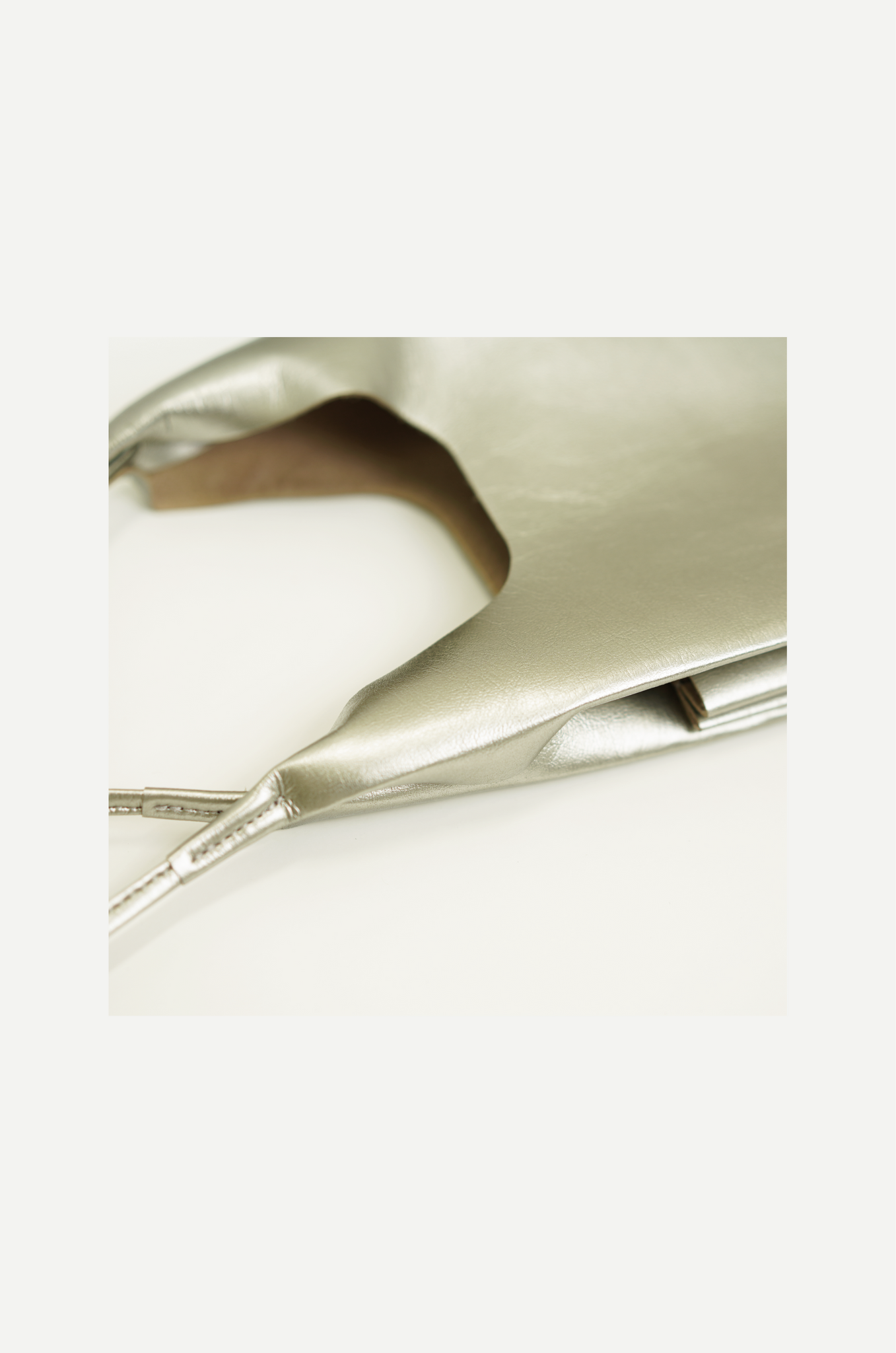 Simple Slim Shoulder Bag - S002