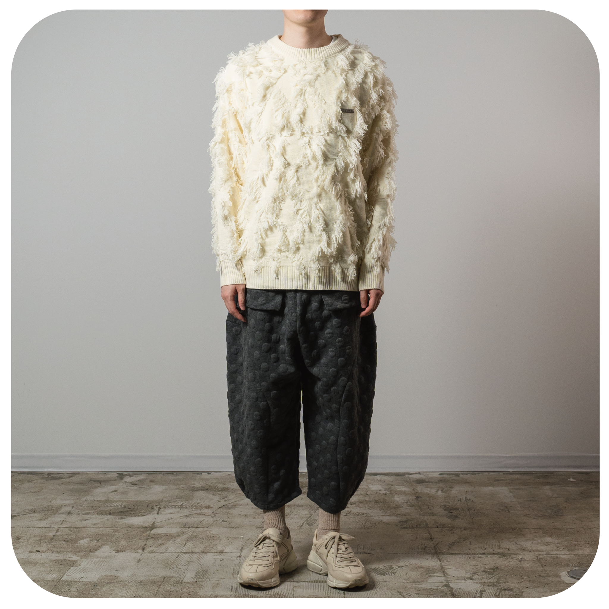 Relaxed Tassel Design Sweater