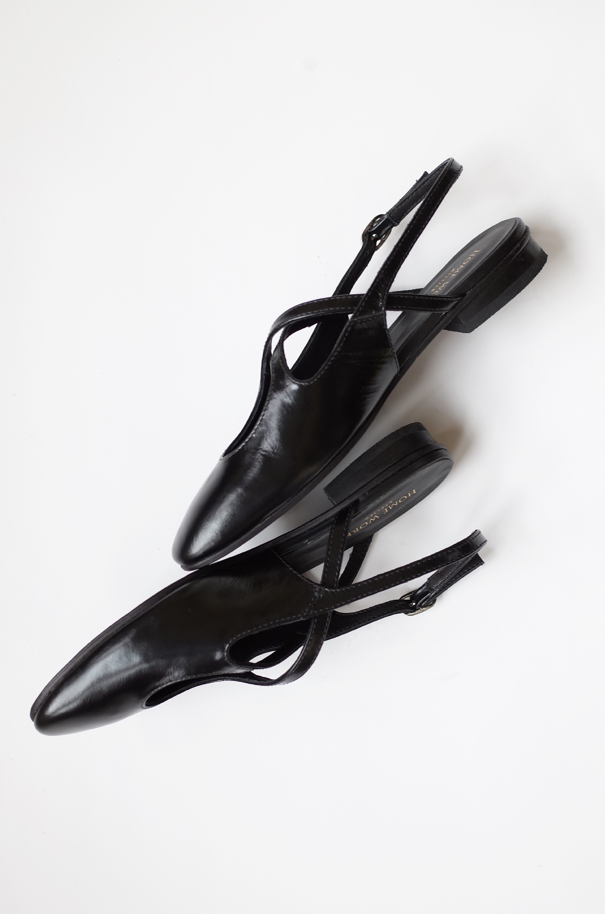 ・ Reserved items ・ Craftsman Made Leather 100% Ribbon Flats (Black)