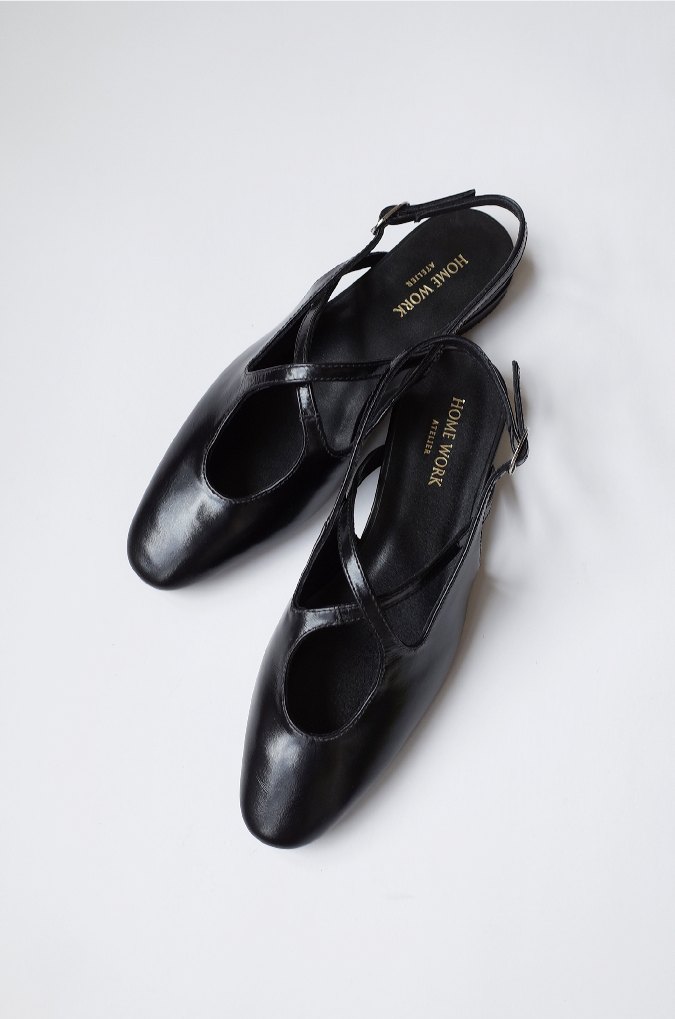 ・ Reserved items ・ Craftsman Made Leather 100% Ribbon Flats (Black)