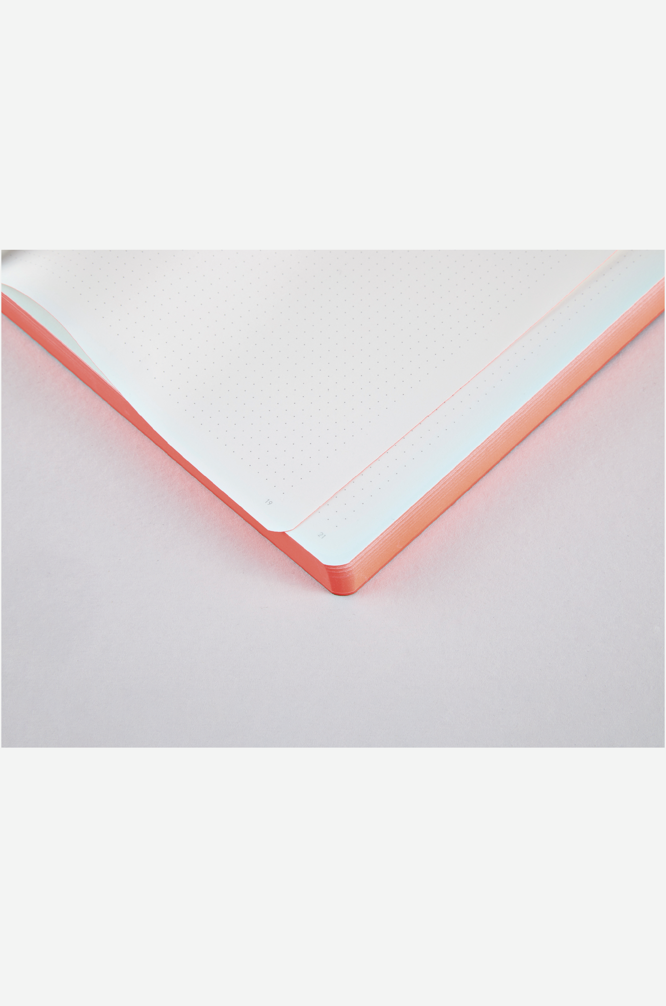 NOTE BOOK：COLOUR CLASH HOT HOT