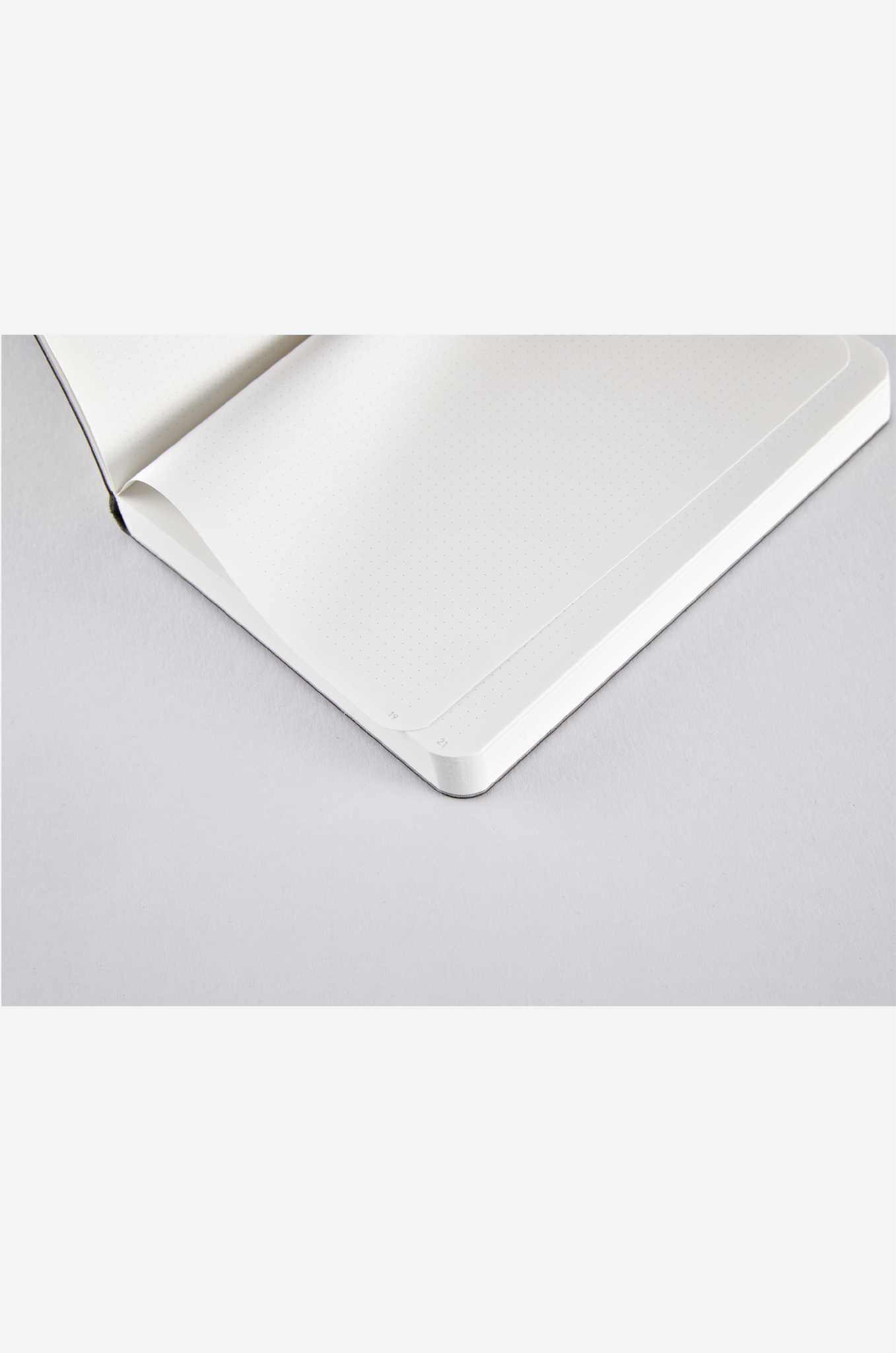NOTE BOOK：SHINY STARLET GOLD