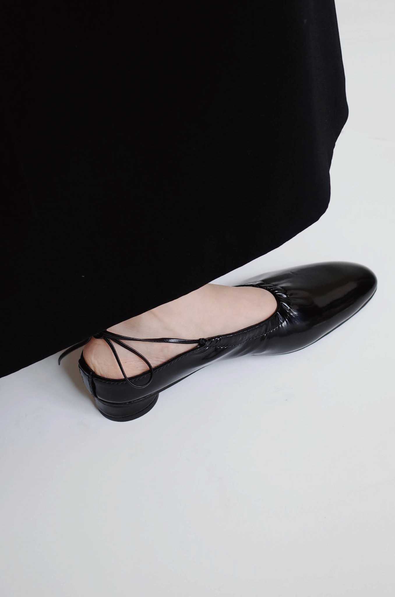 【在庫ある限り：サイズ34~35残り1-2点,50%OFF】Craftsman Made Leather100% Ballet Shoes (Black)